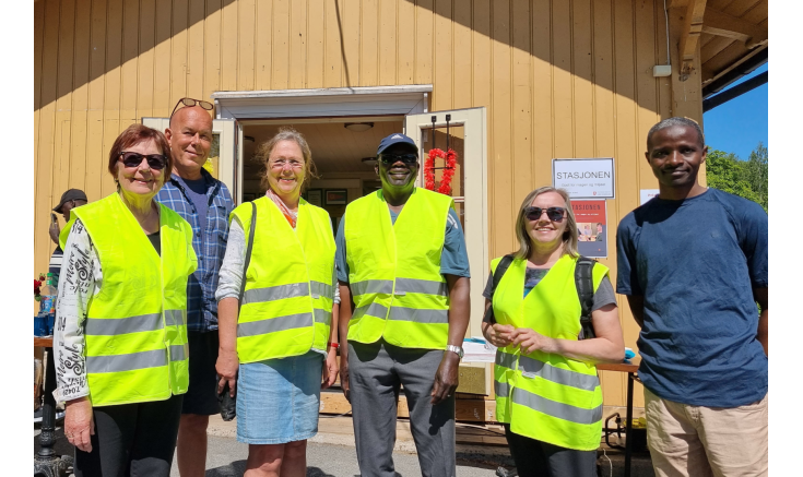 Trivselsvakt på Språkkaféen på Lierdagene